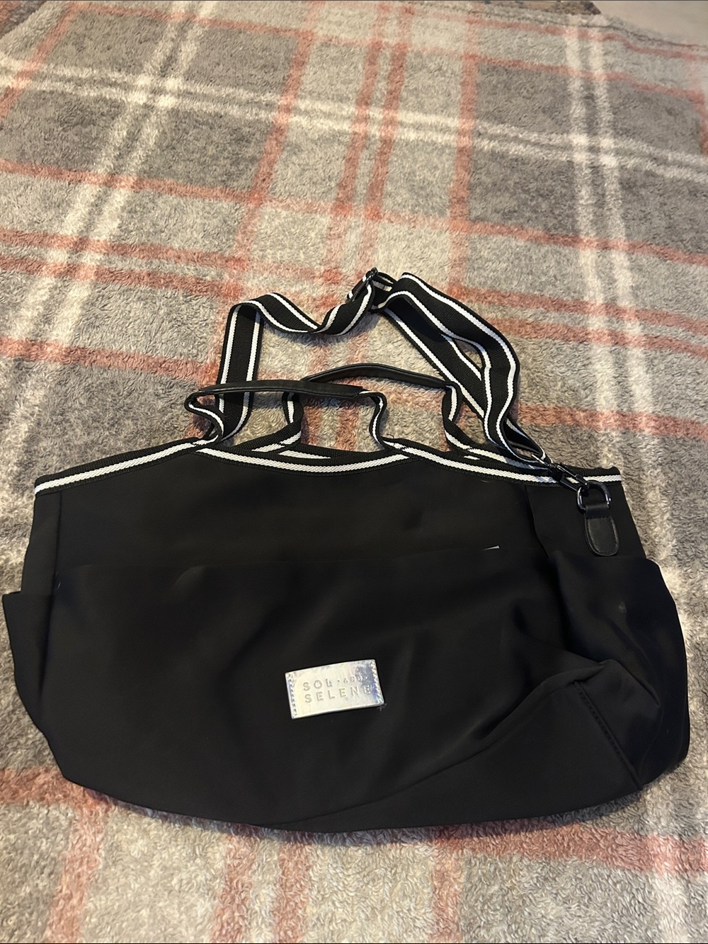 Black Women’s Tote Bag with Contrast Strap